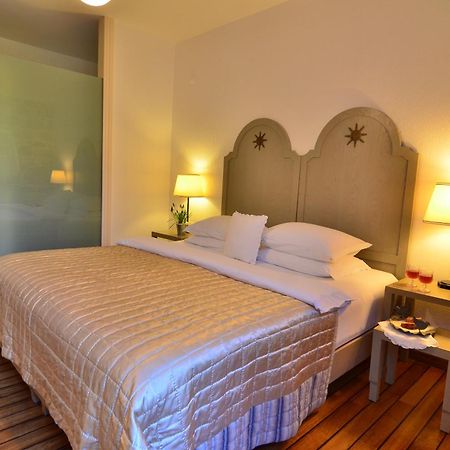 Cunda Lena Otel Ayvalı Exteriör bild