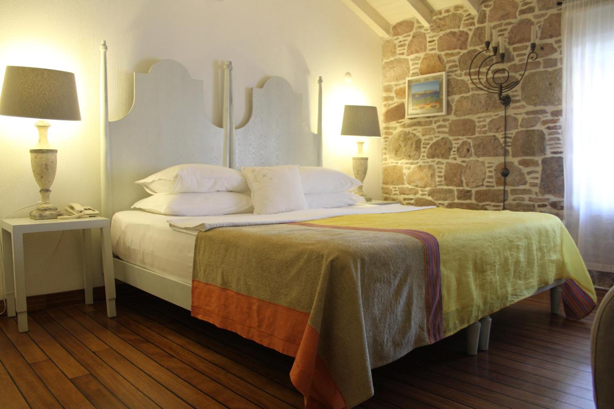 Cunda Lena Otel Ayvalı Exteriör bild