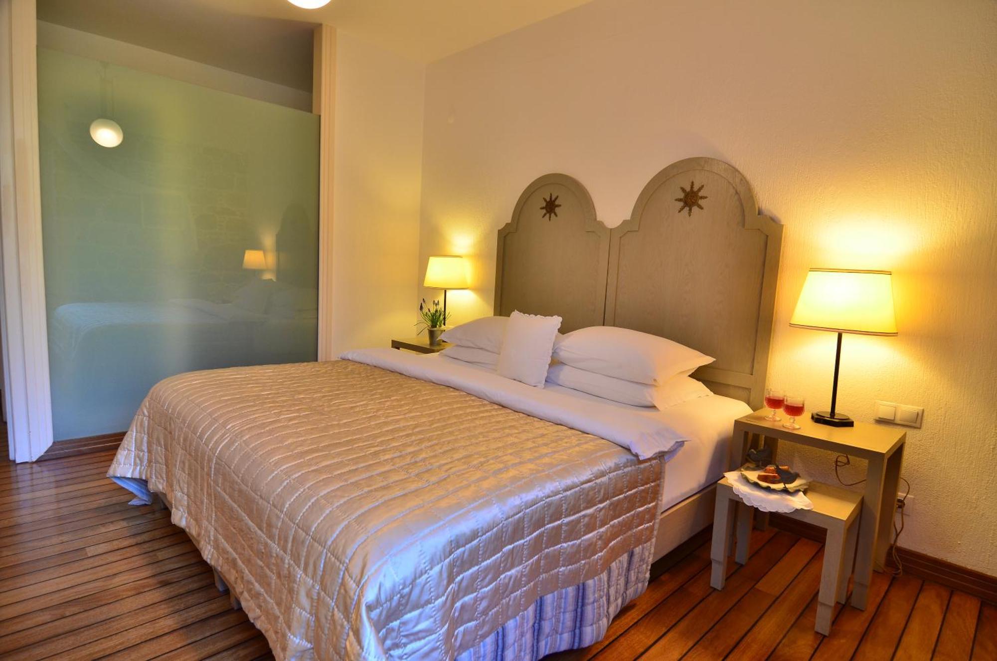 Cunda Lena Otel Ayvalı Exteriör bild