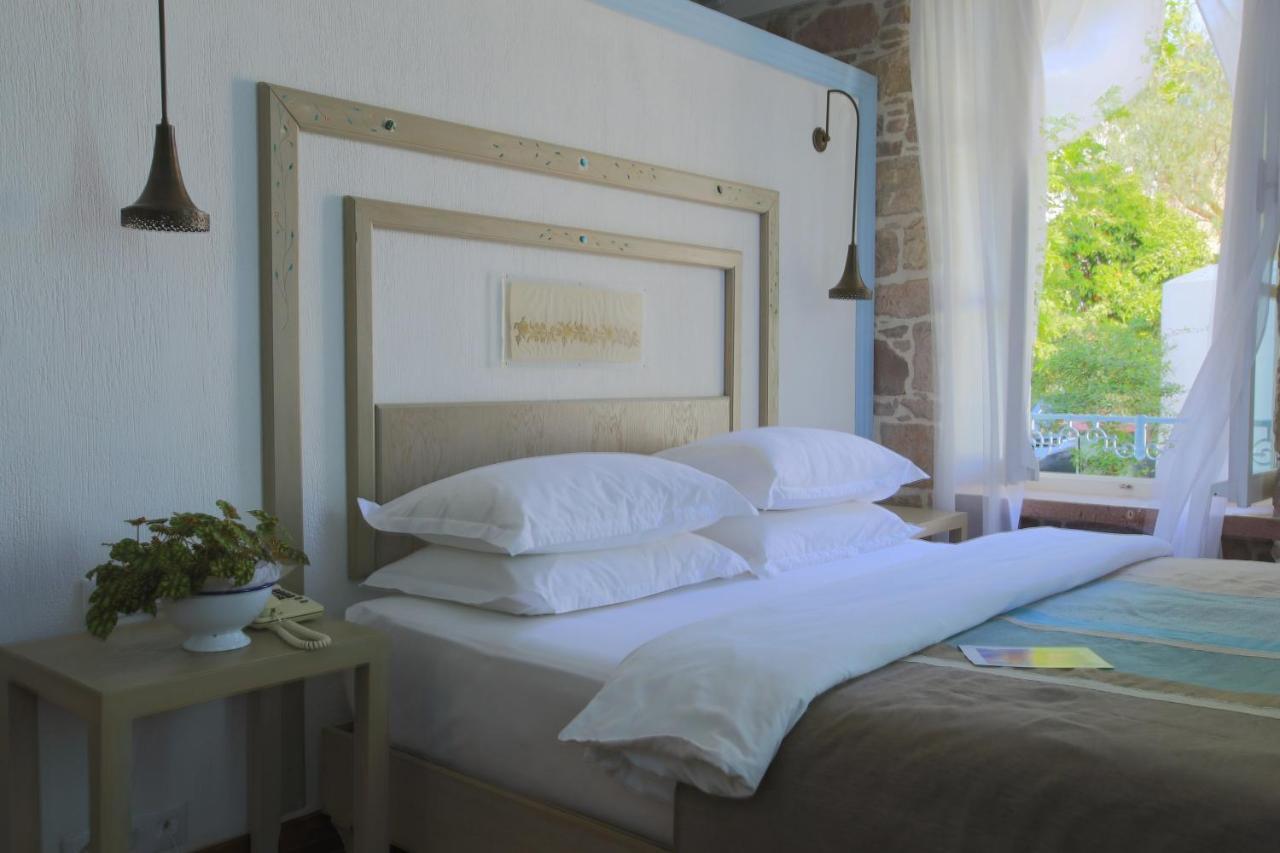 Cunda Lena Otel Ayvalı Exteriör bild